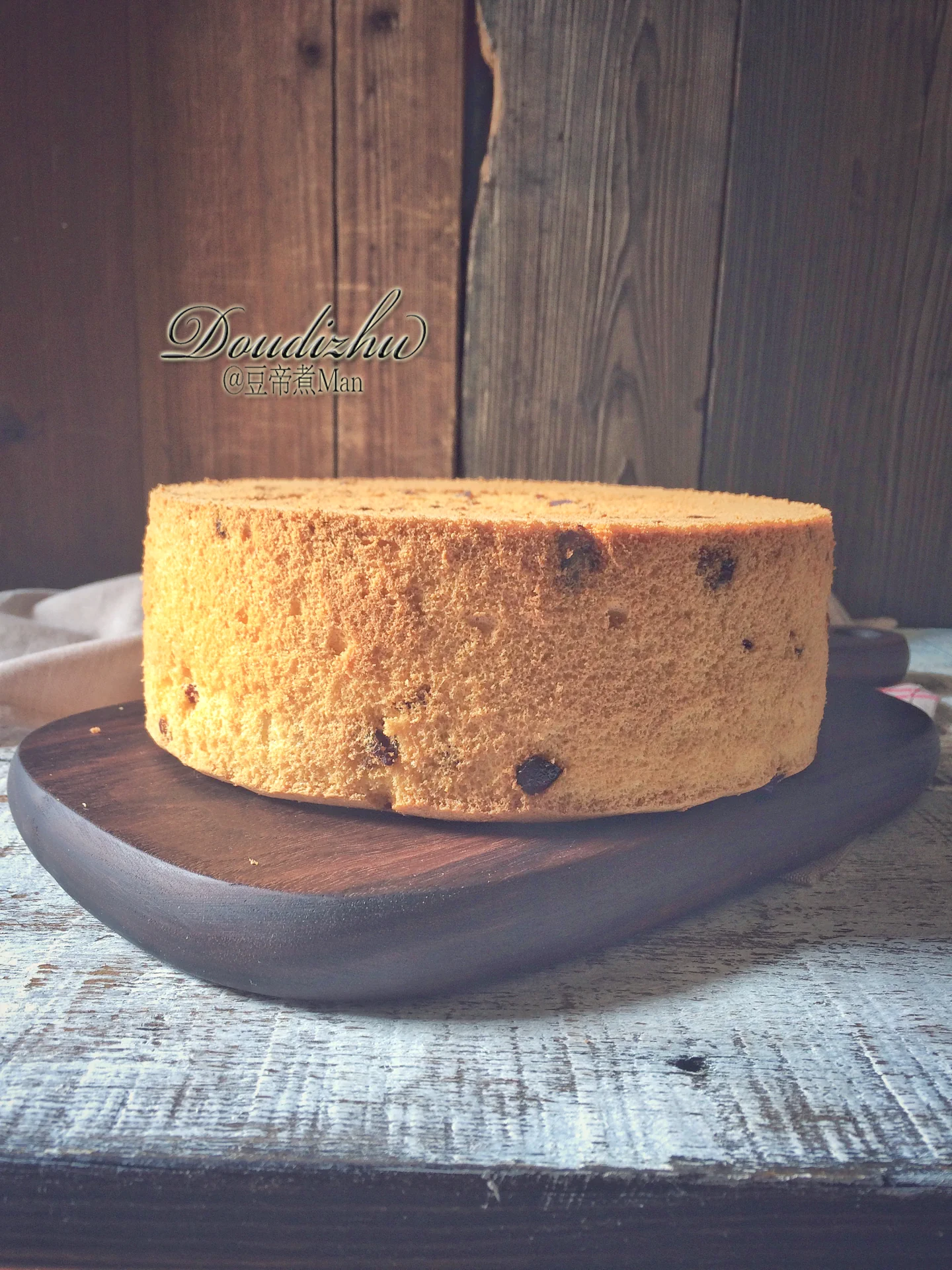 Foto del plato terminado de Pastel de bizcocho con arándanos rojos (Chiffon Cake)