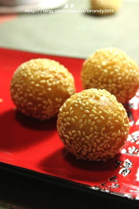 Finished dish photo of Cantonese Fried Sesame Balls