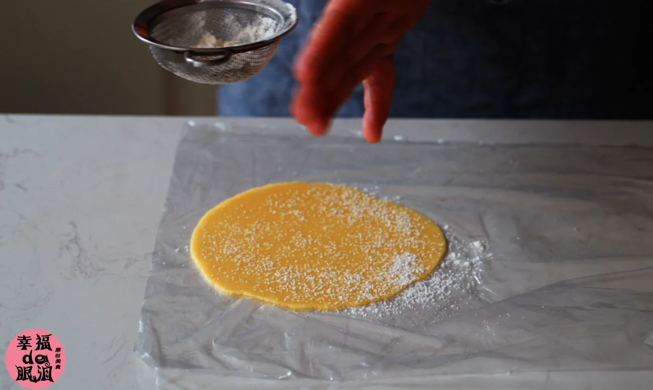 Dicen que este es el bollo de piña con mantequilla favorito de Chow Yun‑Fat. ¡Un vídeo ultradetallado sobre cómo preparar este bollo que lamentarás haberte perdido! - Step 20