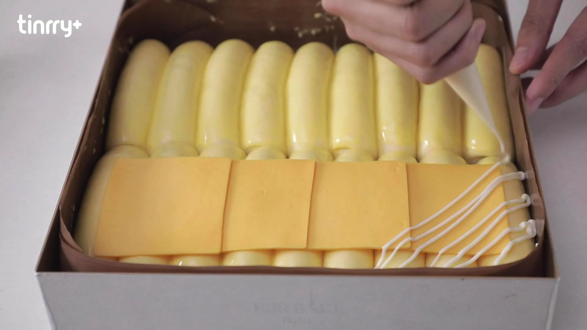 Pan brioche desmenuzable con mantequilla "Tinrry+" con doble sabor a queso - Step 10