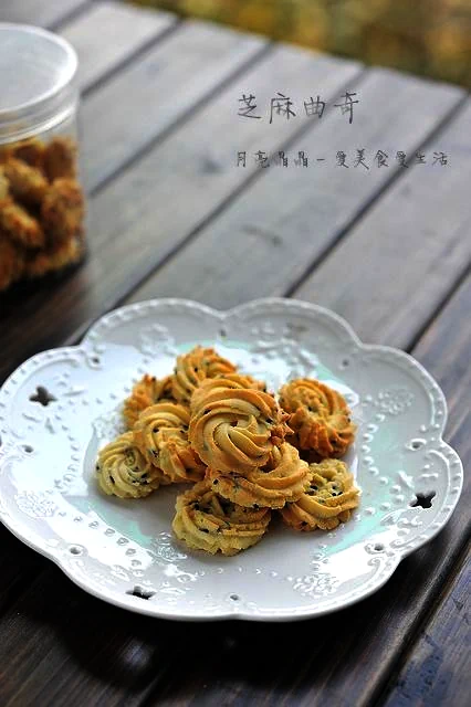 Finished dish photo of Sesame Cookies