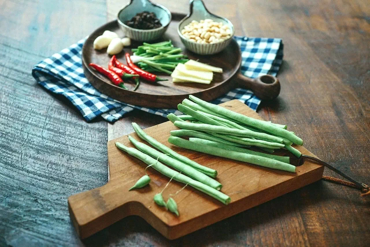 Judías verdes con verduras de oliva - Step 1