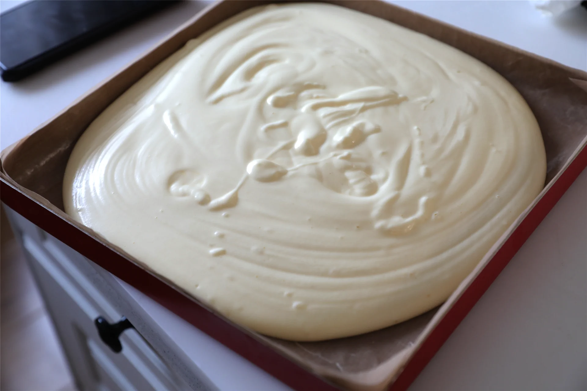 Brazo de gitano suizo con hebras de cerdo desmenuzado y cebollín - Step 10