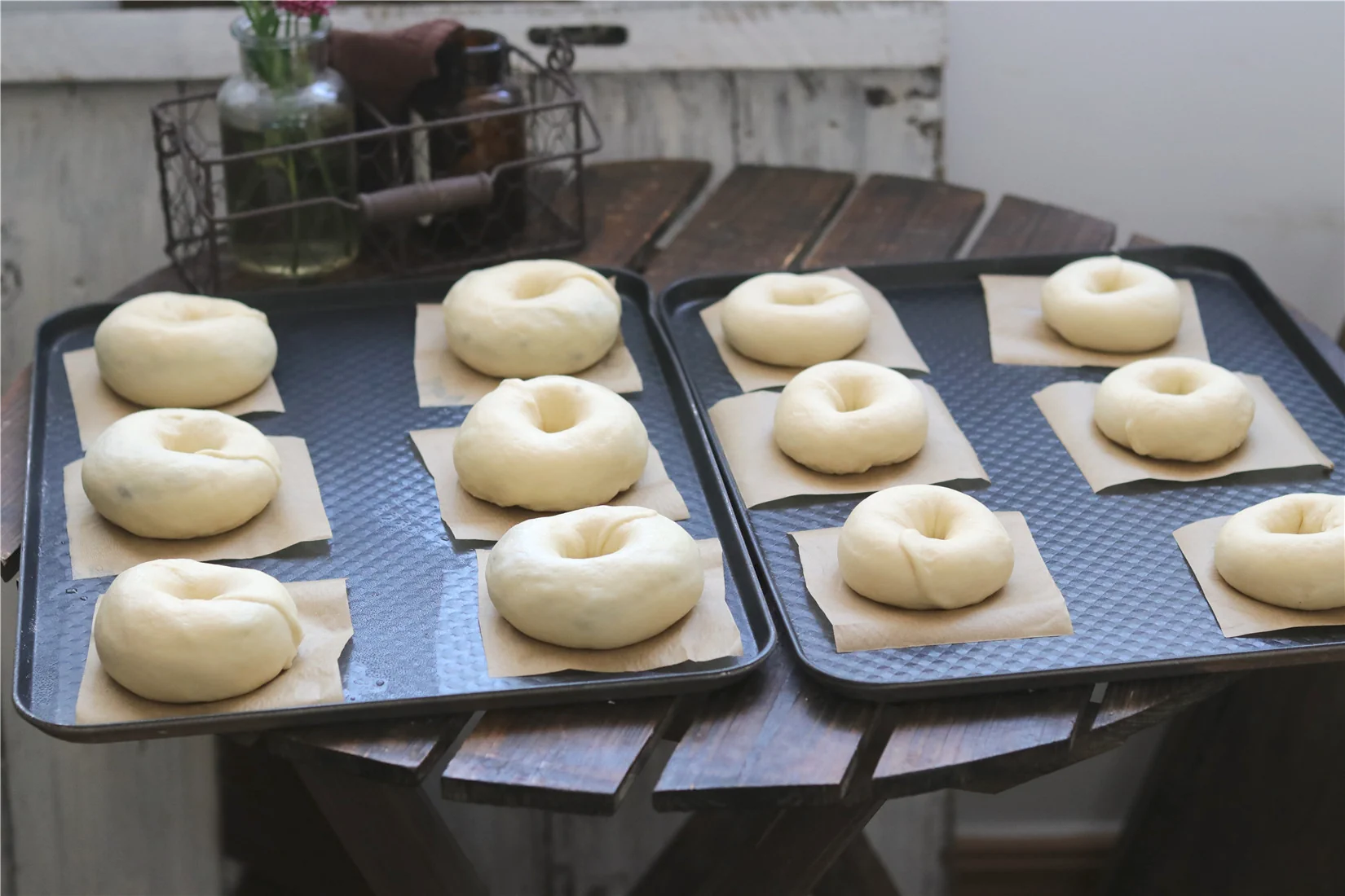 Bagels básicos de leche y bagels con pasta dulce de judías y queso crema - Step 15