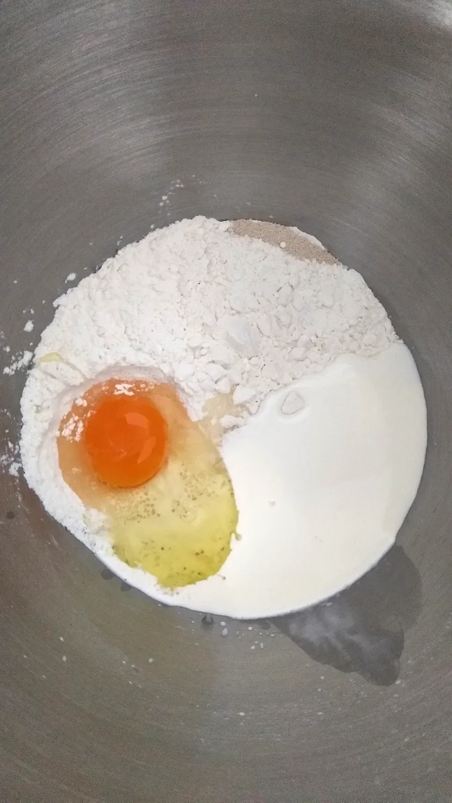 Panecillos de leche condensada (solo un levado) - Step 1