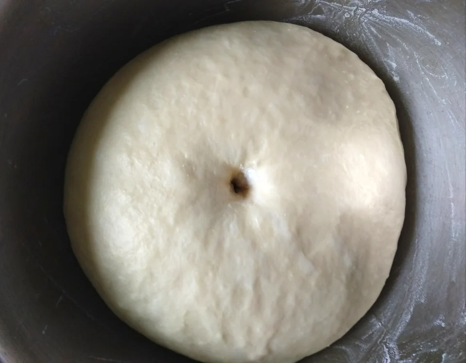 Panecillos de salchicha y cebolleta (súper esponjosos, realmente deliciosos) - Step 5