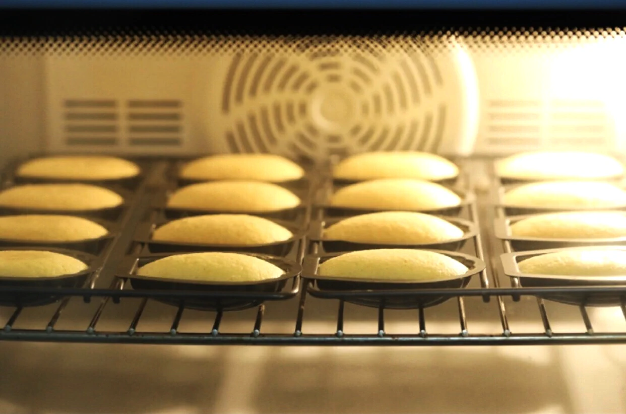 Madeleines con vainilla y limón - Step 8