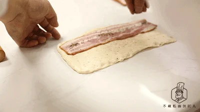 Un placer para los amantes de la carne: pan en forma de espiga de trigo - Step 14