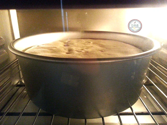 Pastel de bizcocho con arándanos rojos (Chiffon Cake) - Step 9