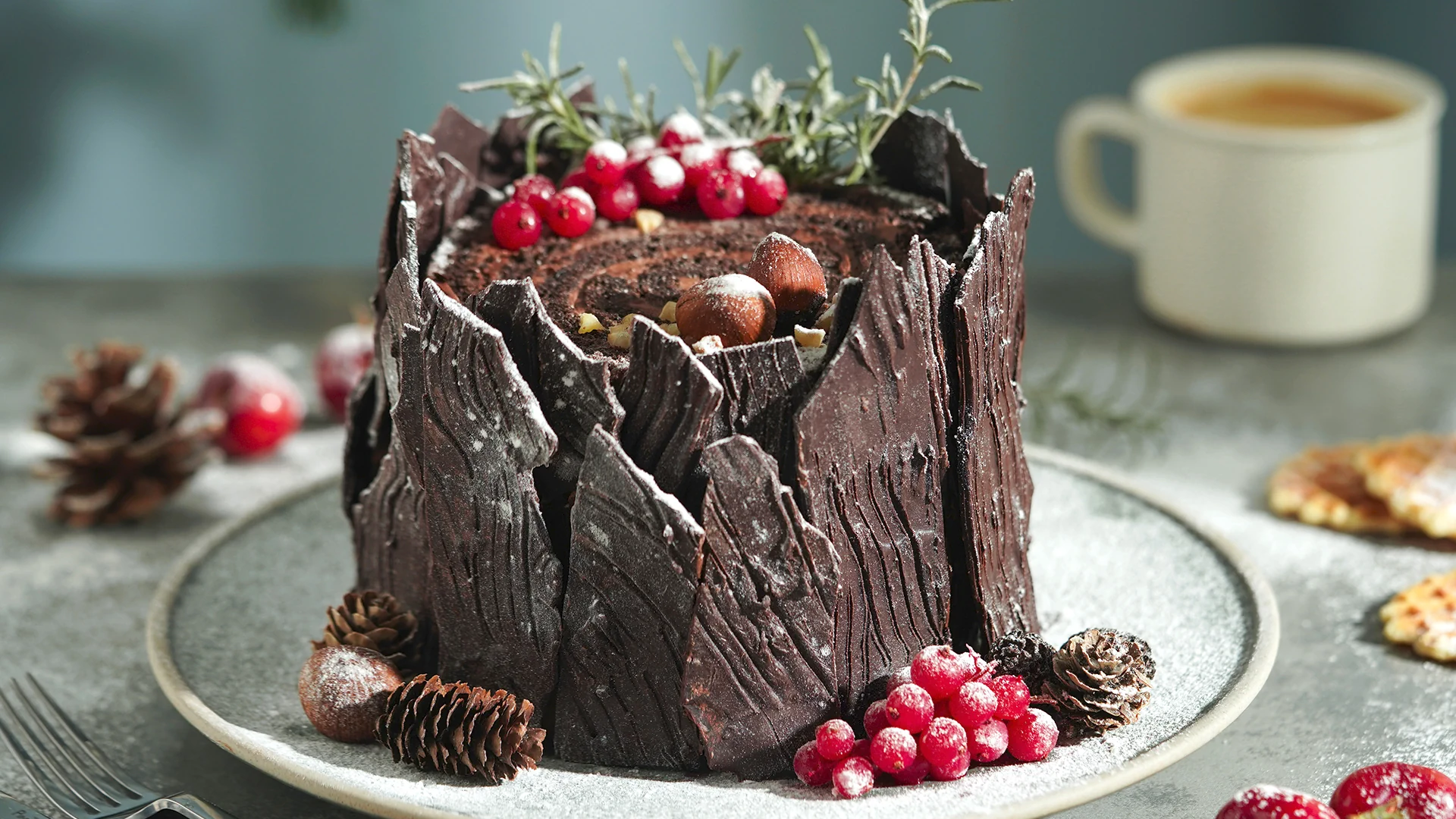 [ビッシュ・ド・ノエル - クリスマスロールケーキ]の完成品の写真