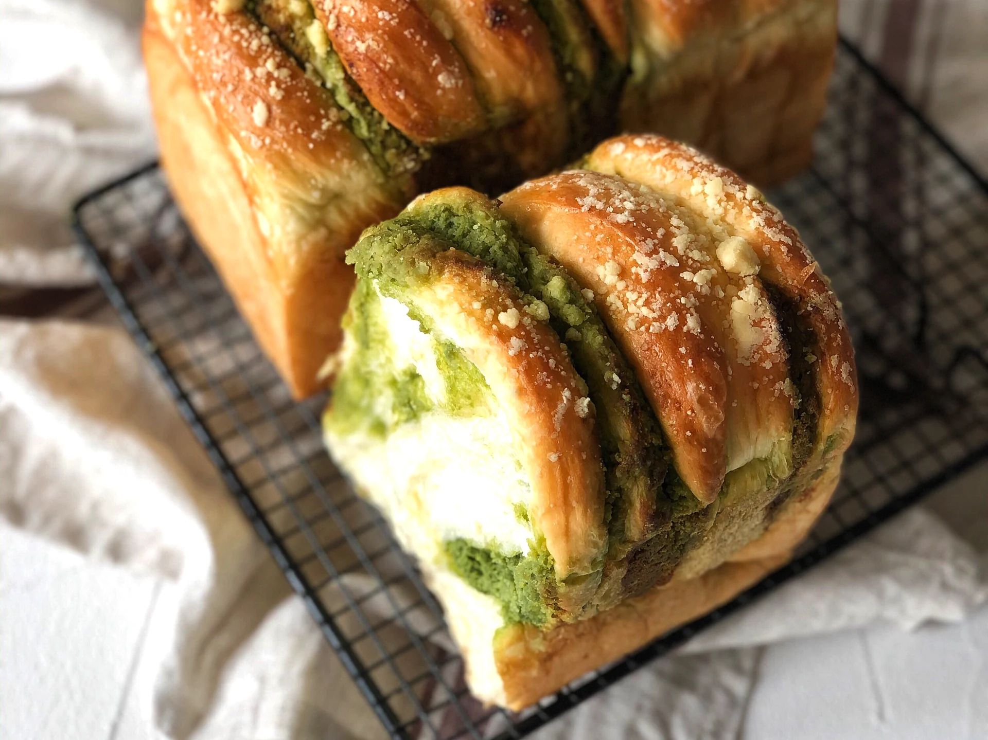抹茶奶酥吐司的成品展示图