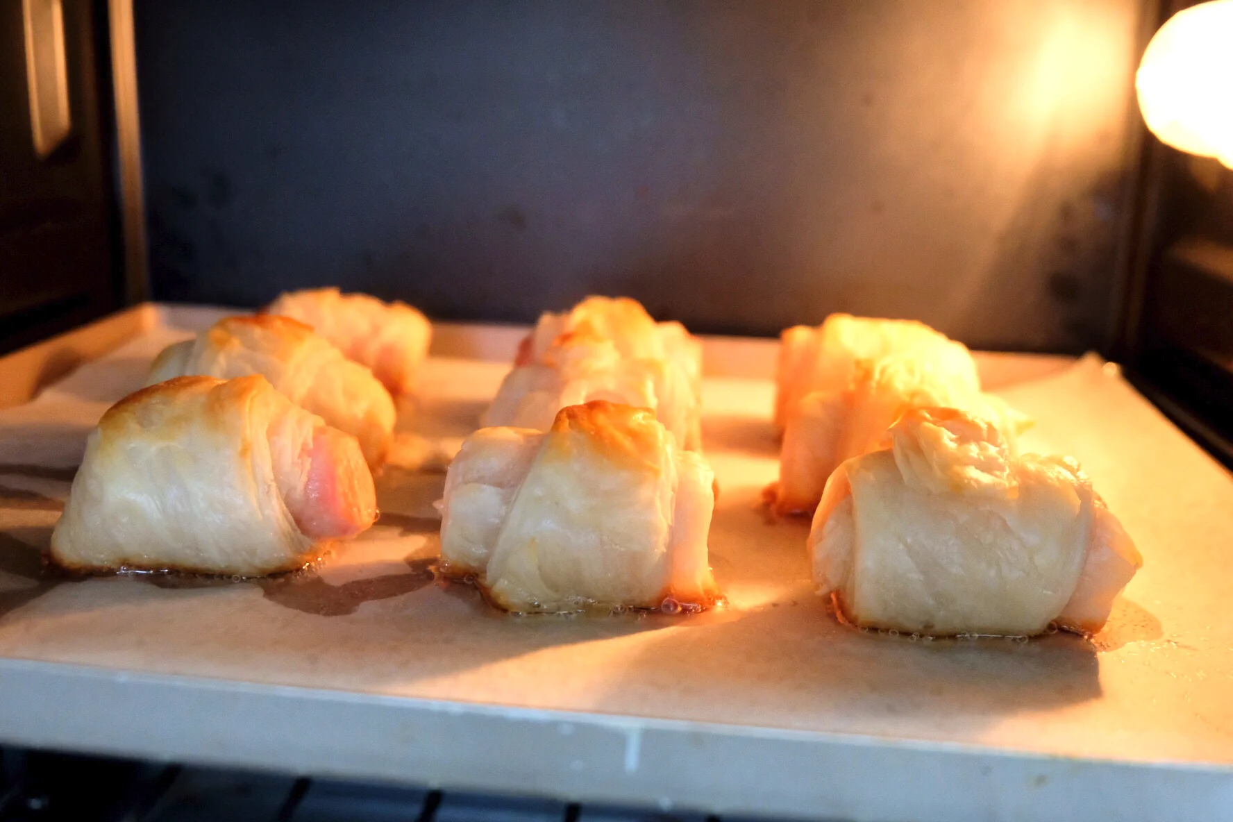 Rollitos de croissant con jamón hechos con paratha - Step 8