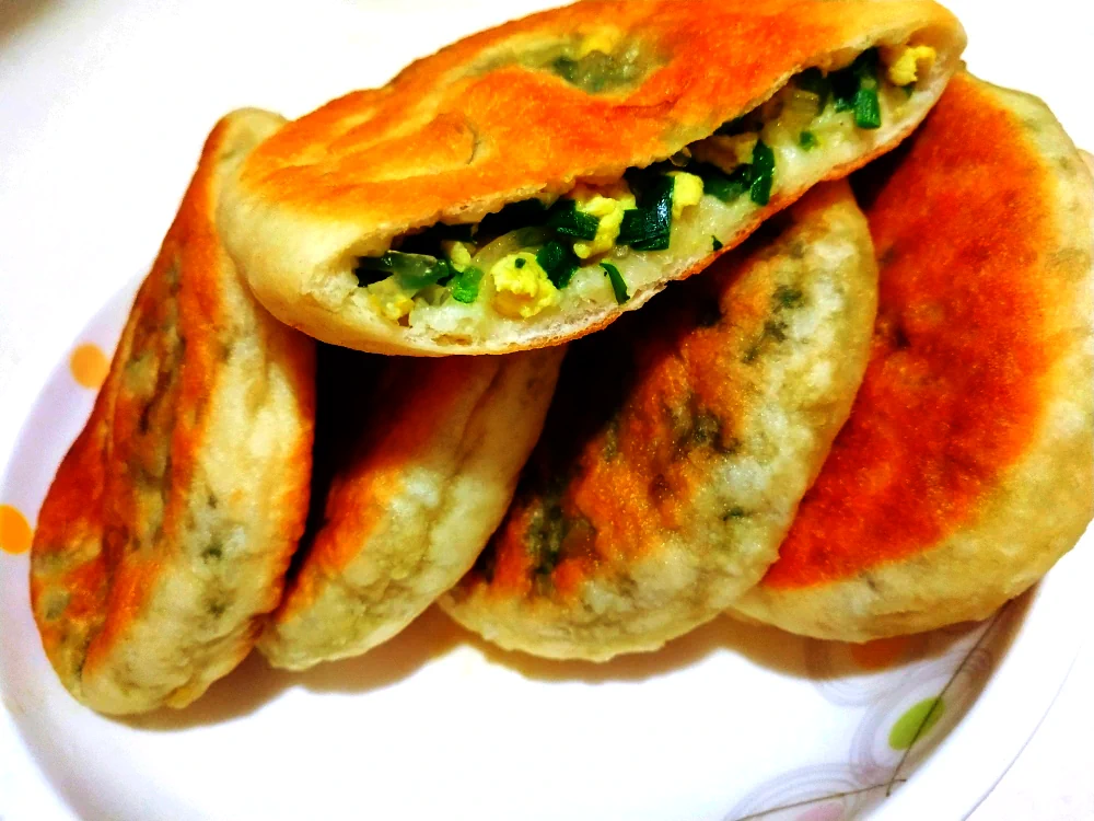 Finished dish photo of Leavened Dough Chive Pancakes