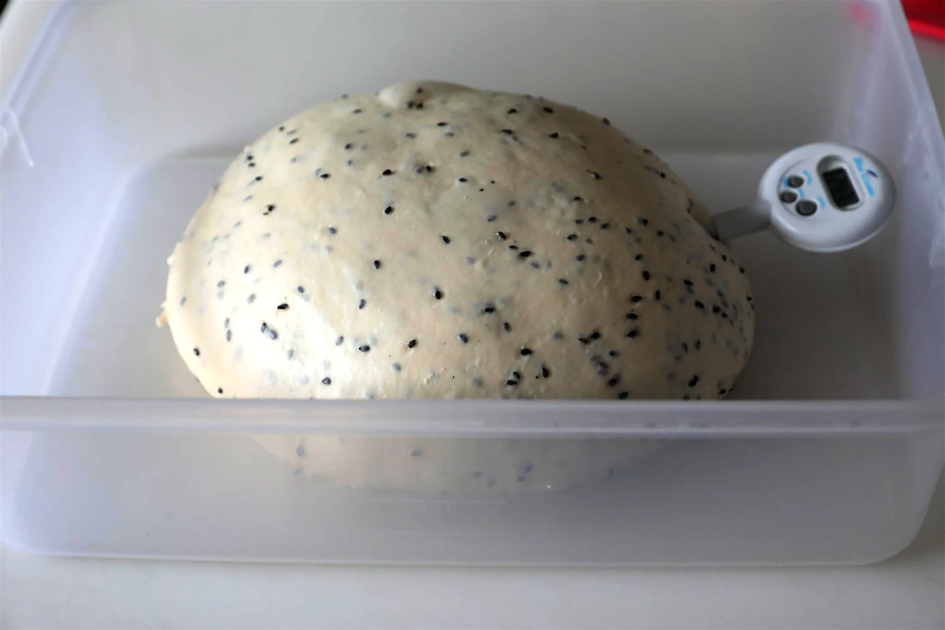 Pan de hojaldre salado con sésamo negro - Step 4