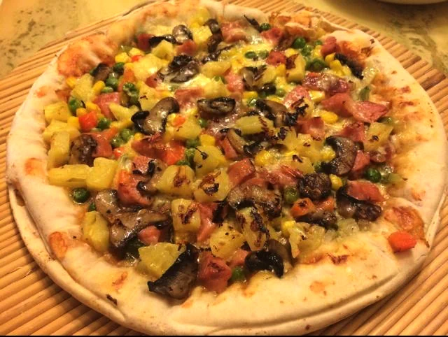 Finished dish photo of Electric Griddle Pizza