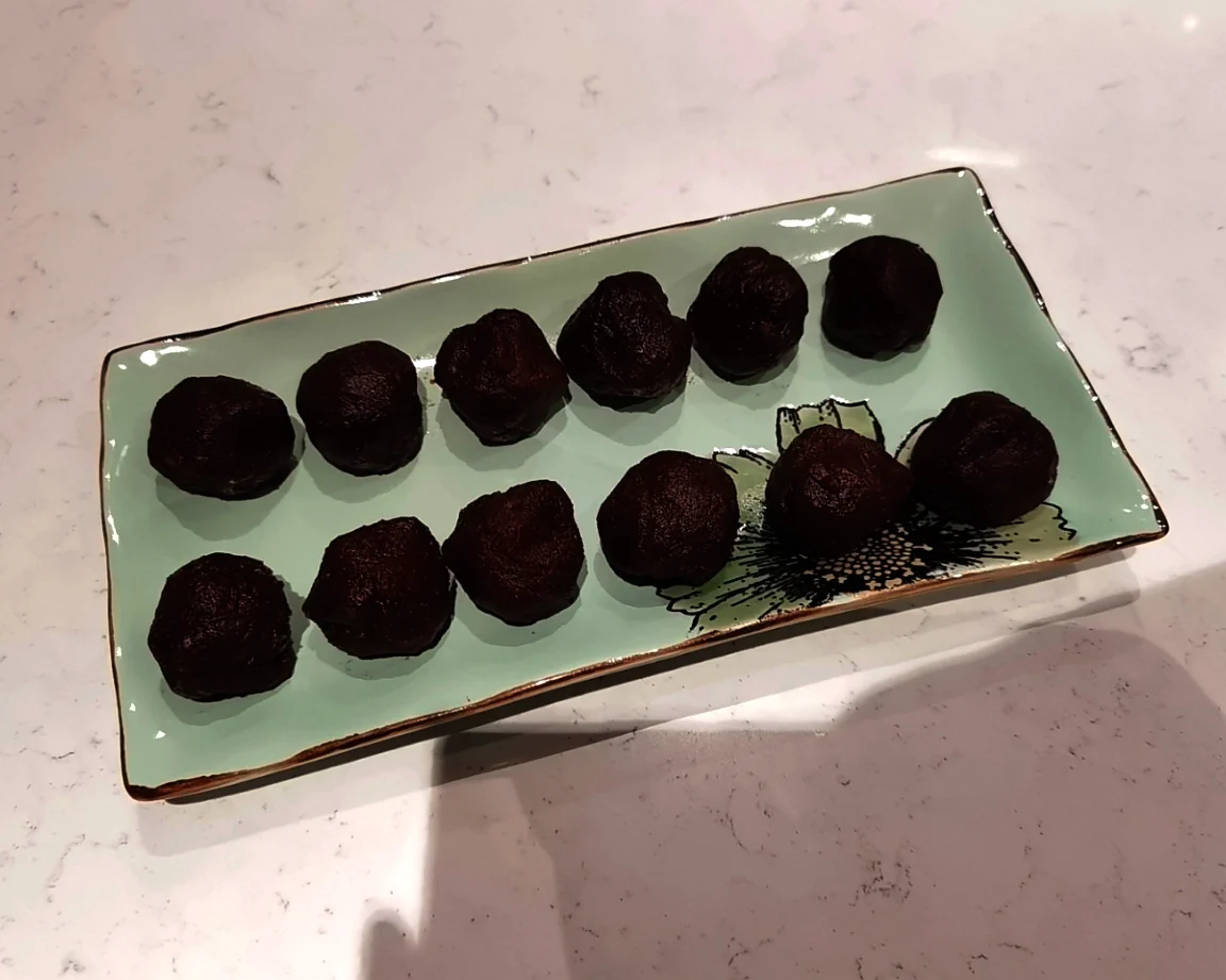 Bonitos y deliciosos panecillos en forma de lazo 🎀 con pasta de judías rojas - Step 5