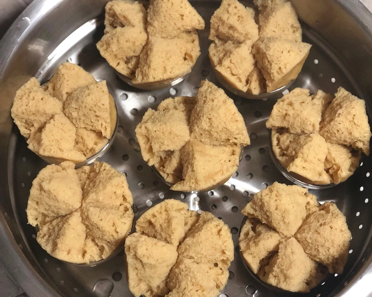 Finished dish photo of Brown Sugar Blooming Steamed Cake