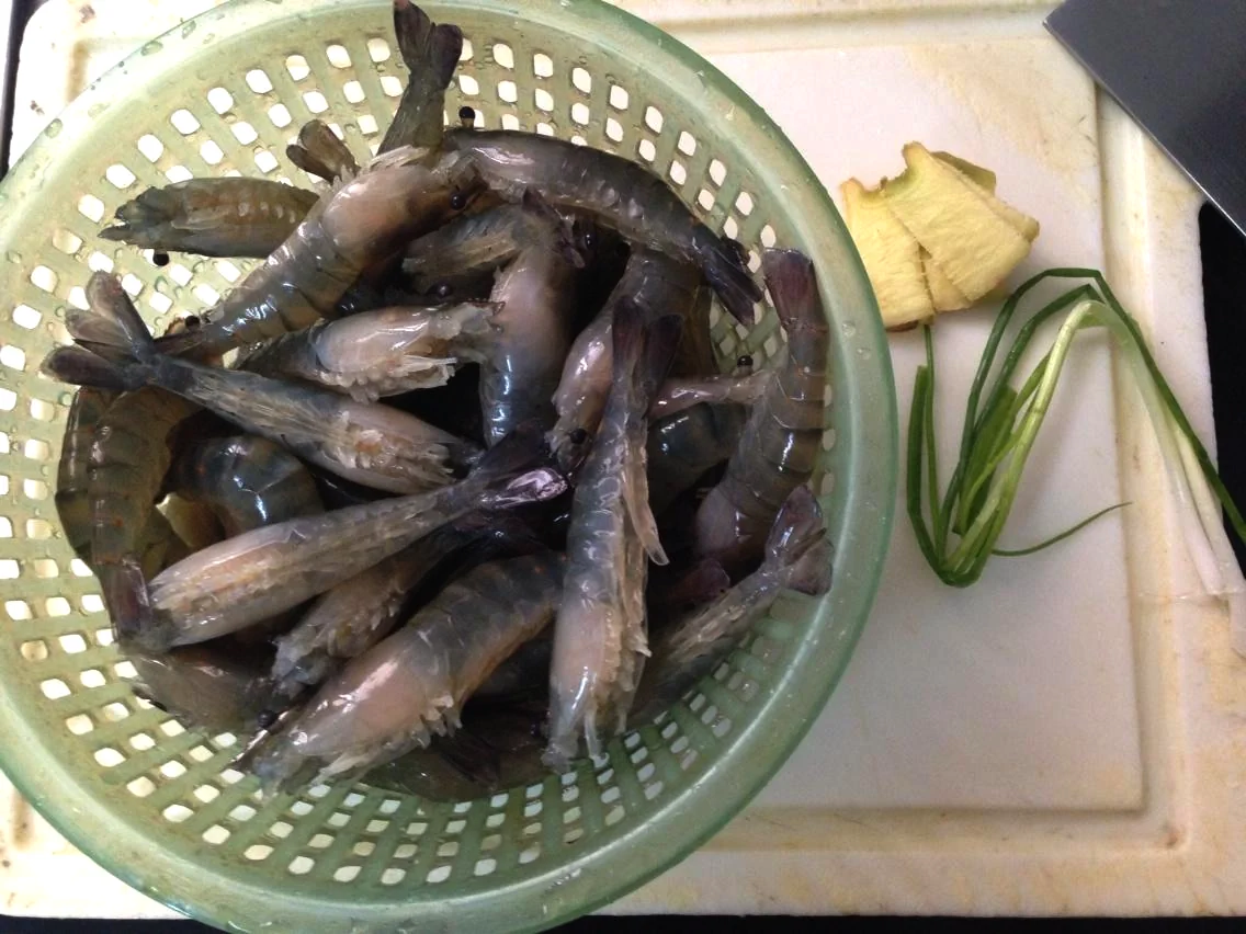 Gambas fritas con cabeza - Step 1