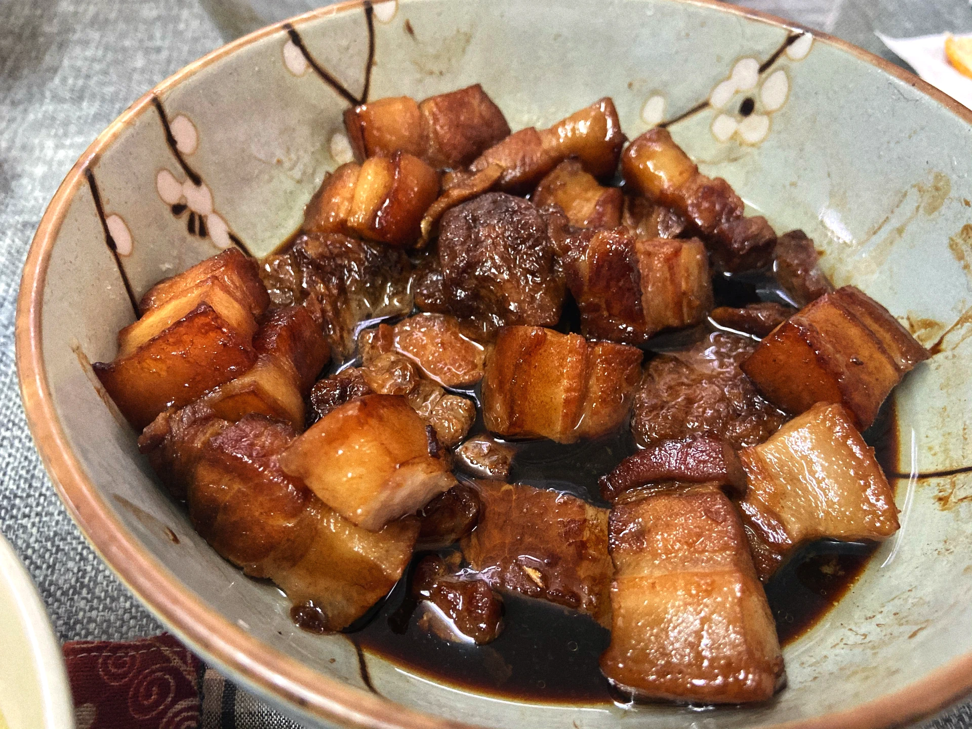 Foto masakan selesai dari Semur Daging Babu Lembut dengan Tahu Goreng (Versi Cepat dan Lembut) - Panci Tekan