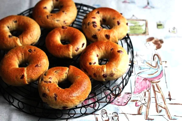 Foto masakan selesai dari Coba makan roti berbentuk cincin! —— Bagel Gandum Cranberry
