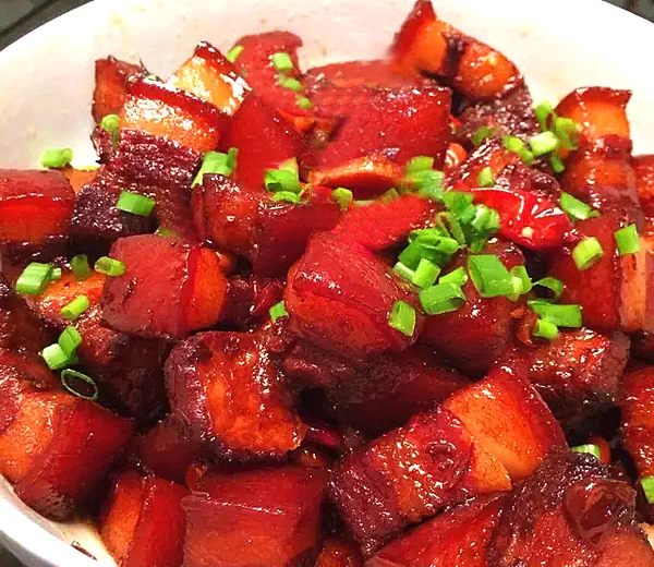 Foto del plato terminado de Cerdo Estofado (Tierno y Derretido)