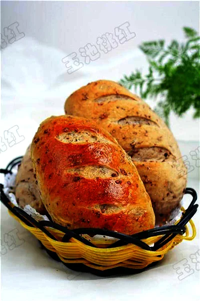 Foto del plato terminado de Pan de nueces - Un pan saludable que se vuelve más delicioso con cada bocado