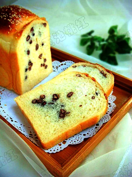 好吃的蜜红豆吐司的成品展示图