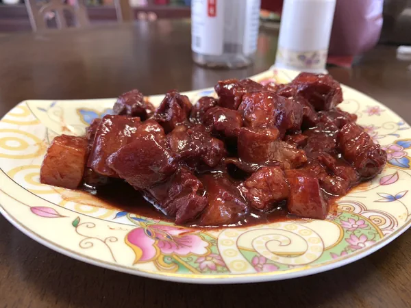 Foto del plato terminado de Cerdo estofado con tofu fermentado