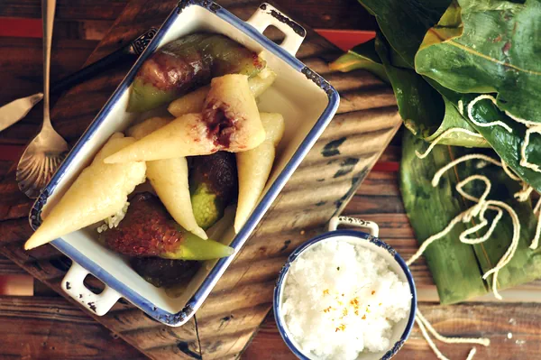 단오절 쭝즈(한 입 크기의 미니 원뿔 쭝즈)의 완성된 요리 사진