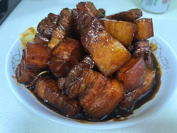 Foto del plato terminado de Simplicidad definitiva | Cerdo guisado en cerveza