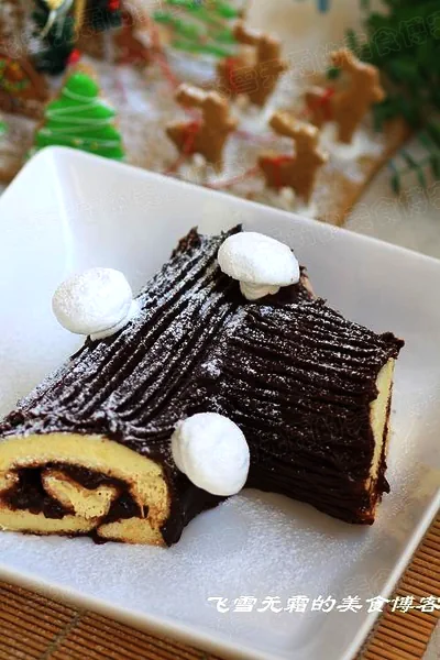 Foto masakan selesai dari Bûche de Noël