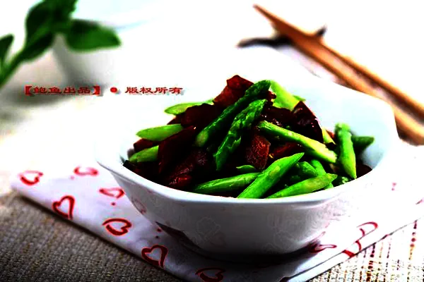 Foto masakan selesai dari Tumis Asparagus dan Daging Kering