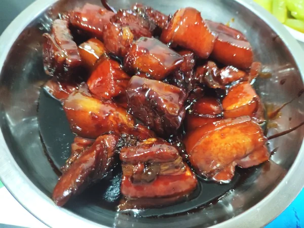 Foto del plato terminado de Vida en anhelo - Panceta de cerdo en salsa de vino Huadiao