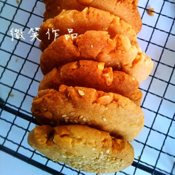 全麦花生桃酥的成品展示图