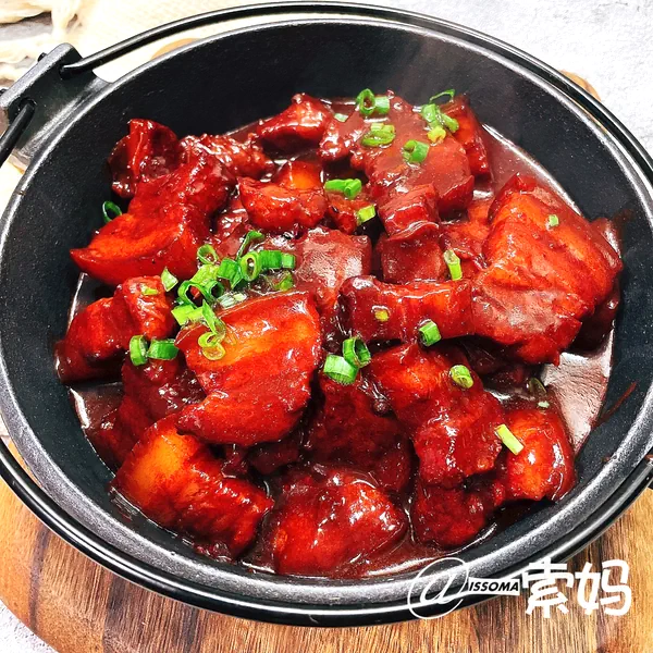 南乳汁红烧肉（乳腐红烧肉）的成品展示图