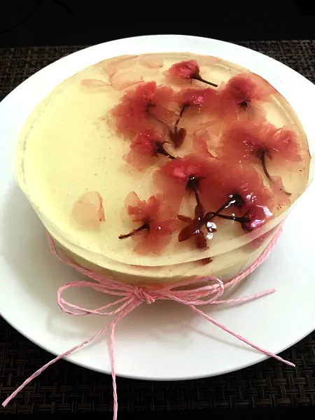 Fertiggestelltes Gericht von 🌸Kirschblüten-Käsekuchen🌸 6 Zoll