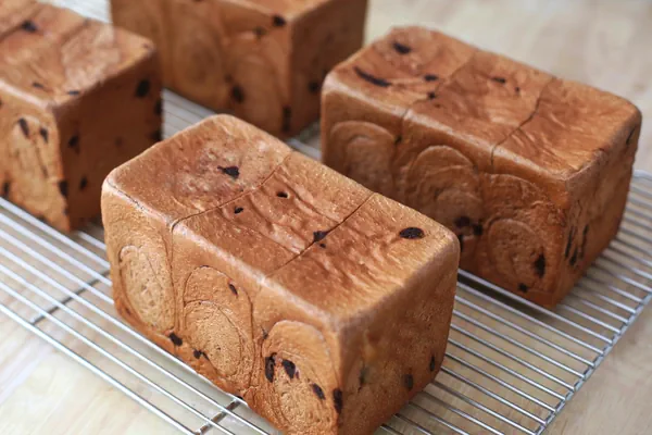 Photo du plat fini de (Méthode au levain à 70 %) Toast chocolat‑cranberry