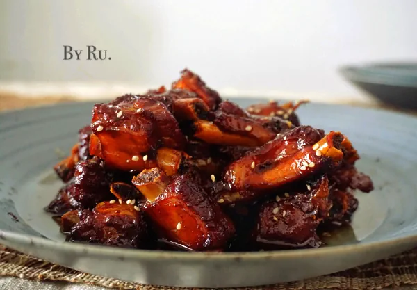 糖醋排骨-炒糖色版的成品展示图