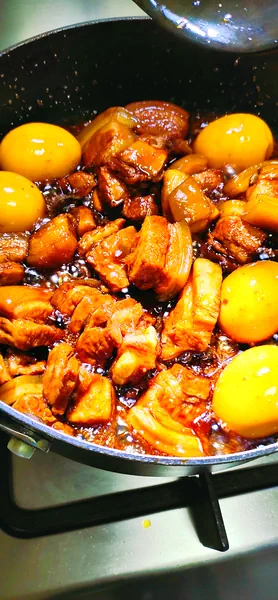 Foto del plato terminado de Tan fácil que incluso su hijo puede hacerlo【Cerdo guisado】¡sin una gota de aceite! Perfecto para una comida festiva.