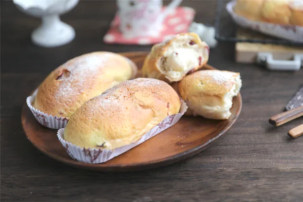 Photo du plat fini de Pain au Fromage Frais et Canneberges