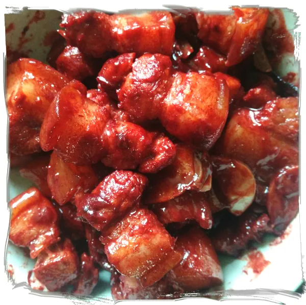 Foto del plato terminado de Tofu fermentado estofado con panceta de cerdo (versión sin agua ni aceite)