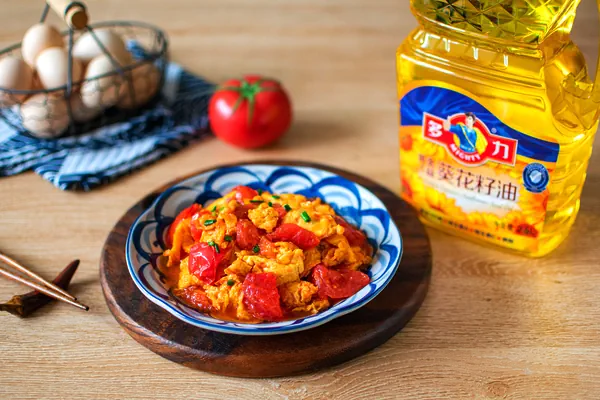 Foto del plato terminado de Plato Nacional Clásico | Revuelto de Tomates