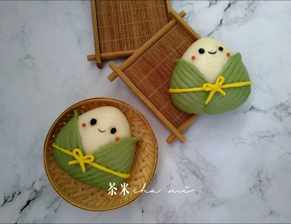 귀여운 찐빵 모양의 쭝즈의 완성된 요리 사진