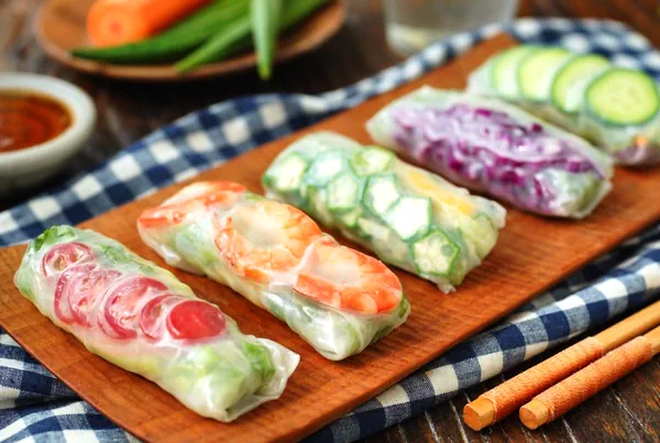 Fertiggestelltes Gericht von [Vietnamesische Sommerrollen]