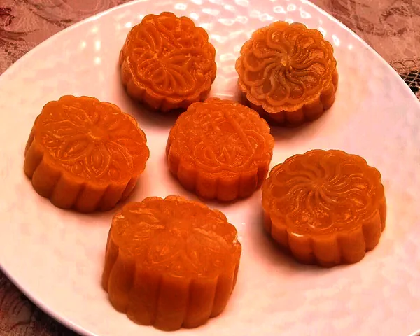 Fertiggestelltes Gericht von Gedämpfte Kürbis-Mondkuchen