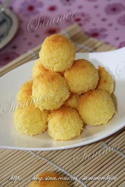 Foto del plato terminado de Bolas de Coco Cremosas