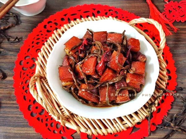 ㊙️年味‼️干豆角红烧肉‼️肥而不腻的成品展示图